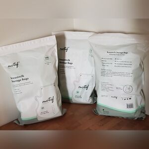 Motif Breastmilk Storage Bags, 3-pack Of 100 Count (300 Bags Total)
